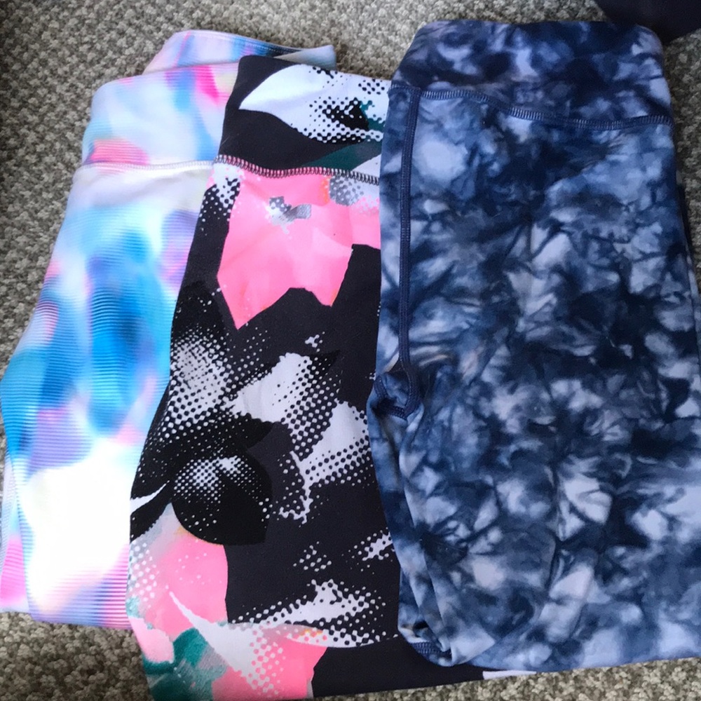 Girls size L Capri pants